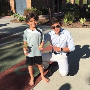 Meet your Posher, Derrick